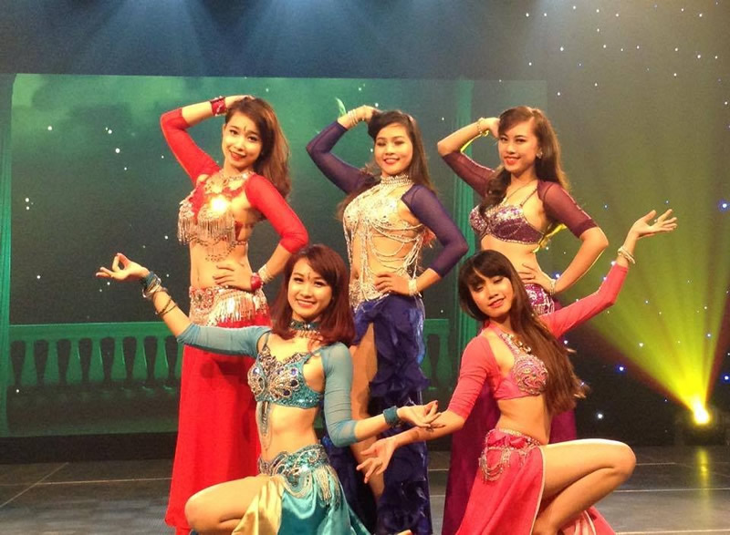 cho-thue-mc-ca-sy-nhom-nhay-tai-cua-lo-nghe-an